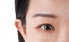 曲靖割雙眼皮哪家醫(yī)院做的自然，雙眼皮手術多久能恢復自然